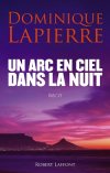 Un arc-en-ciel dans la nuit